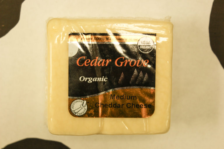 Organic Medium Cheddar - Cedar Grove Cheese